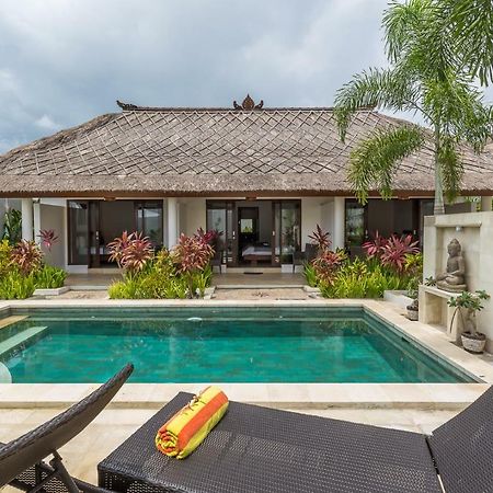 Villa Leelavadee Uluwatu  Ngoại thất bức ảnh