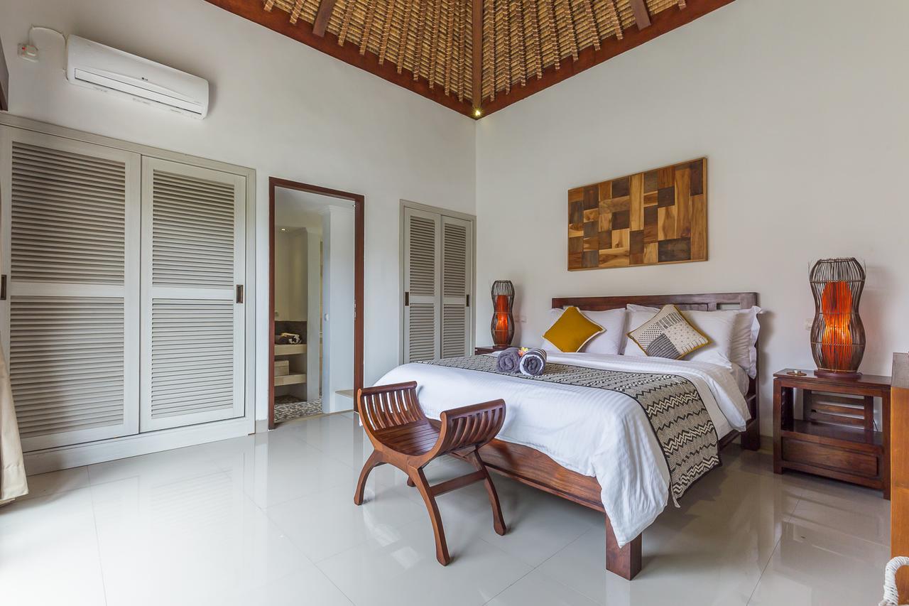 Villa Leelavadee Uluwatu  Ngoại thất bức ảnh